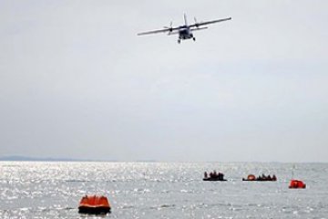 Prajurit Lantamal IV Latihan Bertahan Hidup di Laut dan Hutan