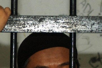 Sofyan Tsauri Divonis 10 Tahun Penjara