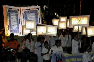 Masyarakat Pekanbaru tetap pawai meski takbiran ditunda