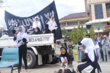 Menangis