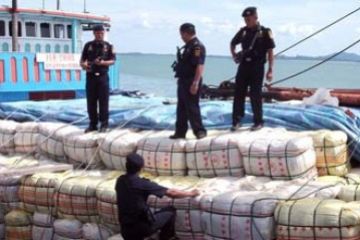 Kapal Penyelundup Ballpress