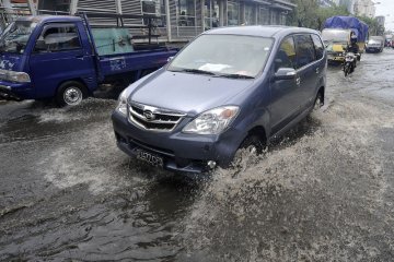 Di Muara Teweh, kabut asap hilang diguyur hujan