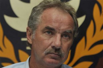 Alfred Riedl Harus Dihormati Secara Layak