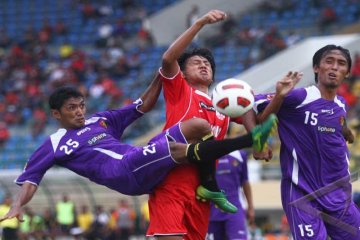 Persis menang lawan Persik 2-1