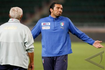 Buffon Siap Beraksi