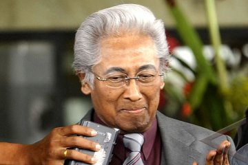 Komentar Adnan Buyung Soal CIA dalam Kasus Gayus