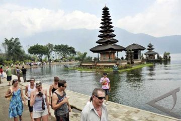 8,8 juta wisatawan asing kunjungi Indonesia selama 2013