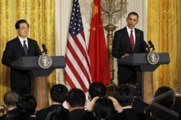 Obama Minta China Adakan Dialog Dengan Dalai Lama