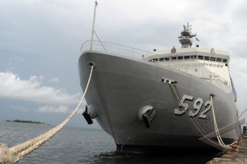 KRI Banjarmasin jadi tontonan warga Qingdao, Tiongkok