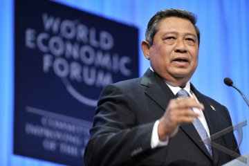 Di Ajang Gaul Davos