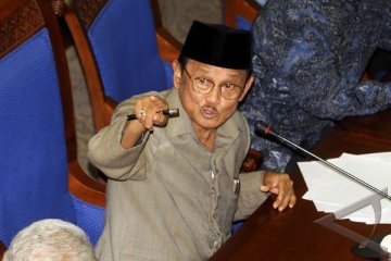 Saran Habibie Untuk Mesir: Serahkan pada Rakyat