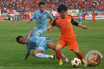 Persisam Tekuk Persiba 4-1 