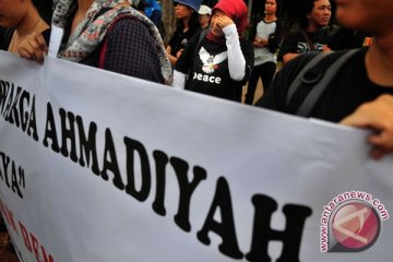 Dimyati: Ahmadiyah, Bubarkan atau Agama Sendiri