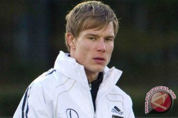 Badstuber harus absen tiga bulan karena pergelangan kaki patah