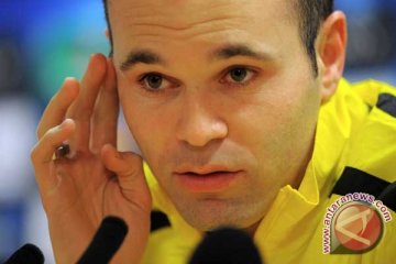 Iniesta absen tiga pekan