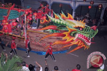 Singkawang Macet Karena Pawai Lampion