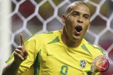 Ronaldo dukung Messi raih Ballon d'Or 