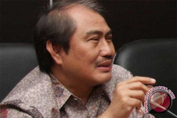 Jimly: studi banding turunkan derajat anggota DPR 