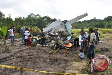 Bangkai Pesawat SMAC Dipindahkan ke Polsek