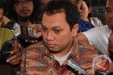 Gayus Diperiksa Kasus Mafia Pajak Mantan Atasannya