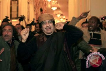 Tentara Gaddafi Berparade Rayakan Kemenangan di Zawiyah