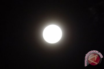 Super Moon terjadi 3 Desember malam
