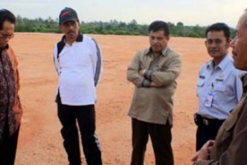 Meninjau Bandara Sei Bati Karimun