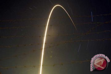 SpaceX Singkap Roket Peluncur Kelas Berat Untuk NASA