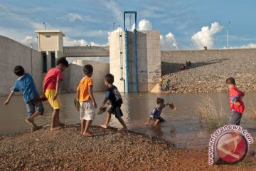 Bendungan Sungai Lakitan mulai berfungsi tahun depan