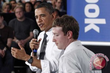 Obama Berhasil Ubah Pendiri Facebook Kenakan Dasi