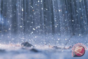 BMKG: hujan lebat masih berpotensi di pegunungan tengah Jateng