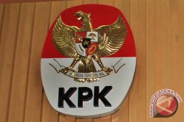 KPK geledah rumah mewah kontraktor terkait suap Bupati Madina