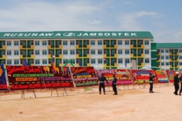 Rumah Susun untuk Pekerja di Kabil