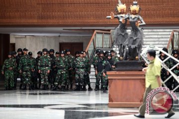 TNI Simulasikan Ancaman KTT Tanpa Sepengetahuan Polda
