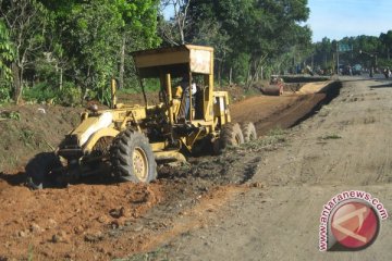 Jalan Lintas Sumatera Lampung Mulai Diperbaiki 