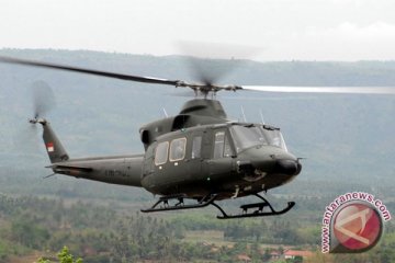 Helikopter TNI Mendarat Darurat di Kenyam