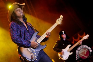 Gugun Blues Shelter Perekat Hubungan Indonesia-Inggris