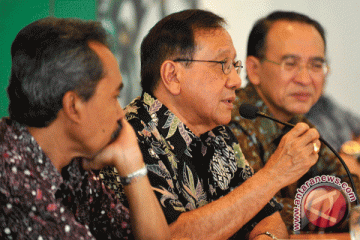 Akbar Tanjung Percaya Demokrat Akan Panggil Nazaruddin