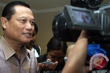Adang Bantah Kedekatannya Dengan Thaksin