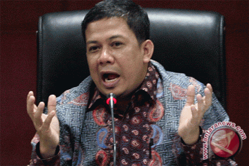 Fahri Hamzah : ada upaya mendelegitimasi MK