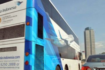 Garuda Promosi di Bus Singapura
