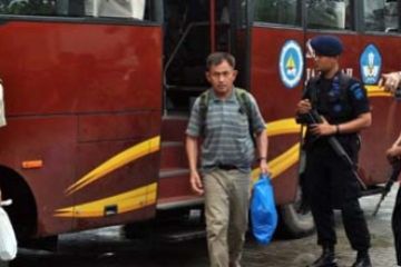 Imigran Gelap Asal Timteng