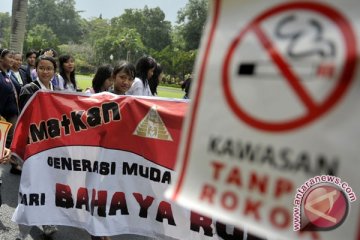 Puluhan mahasiswa Australia riset gerakan menolak rokok di Ambon