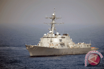 Kapal perang AS melintas di Selat Taiwan