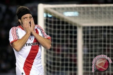 Klub Raksasa Argentina River Plate Terdegradasi 