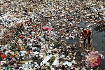 Singapura Tertarik Olah Sampah Jadi Pupuk