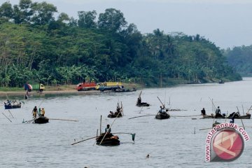 Basarnas: seorang bocah hilang di sungai Serayu-Banjarnegara