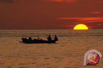 Hilal terlihat di Pantai Kartini