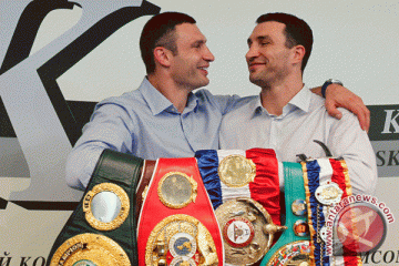 Oktober nanti Fury tantang juara dunia kelas berat Klitschko