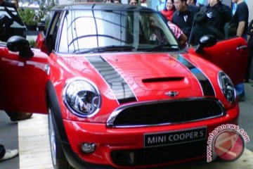 BMW luncurkan Mini lebih besar